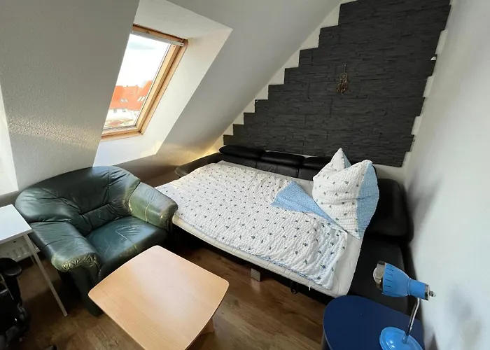 Lejlighed Schoenes Haus Mit 4 Schlafzimmer Kueche Bad Wc & Wohnzimmer 2 Parkplaetze Hannover